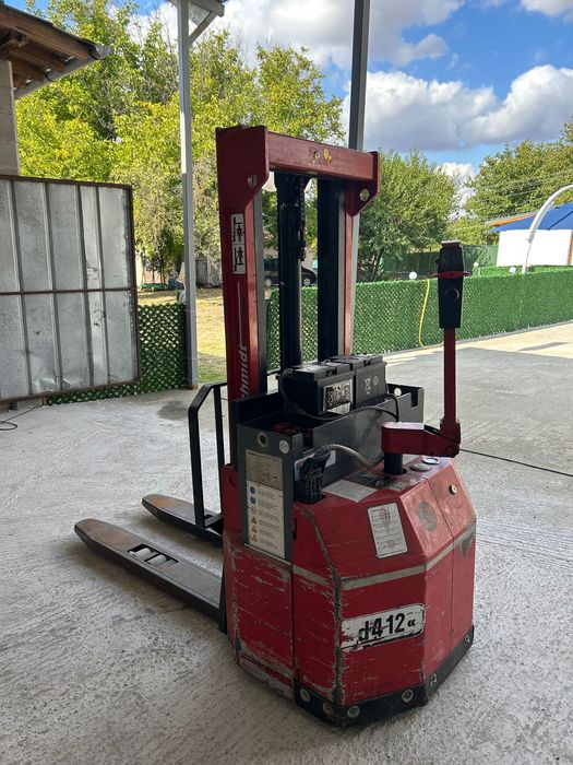 Електрочески стакер, ел палетна количка Sichelschmidt електрокар