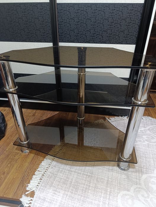 Стеклянная подставка