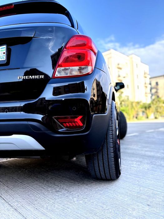 Tracker 1 premier
