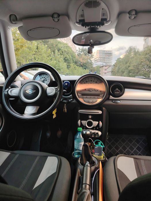 Vând Mini cooper