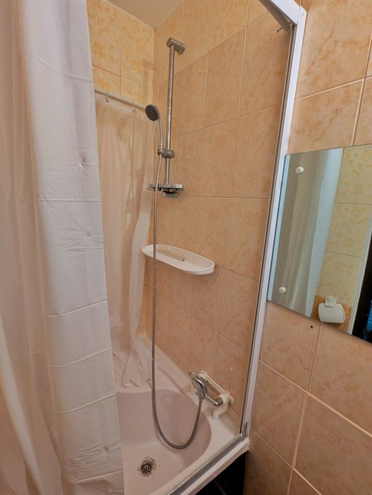 PF- închiriez cameră de cămin in Bularga