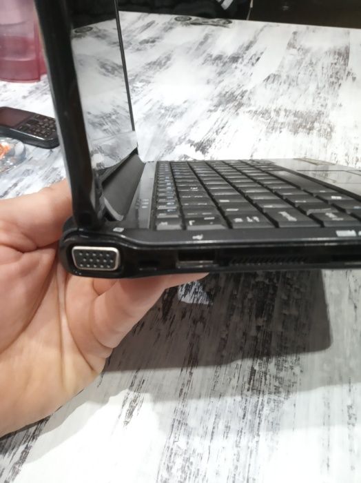 Лап-топ ACER-ONE 10.1