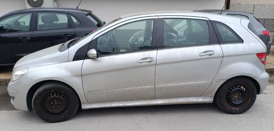 Mercedes-Benz B 200 НА ЧАСТИ бензин автомат