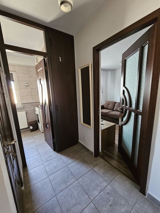 Schimb garsoniera Rovine cu apartament brazda/rovine + diferenta