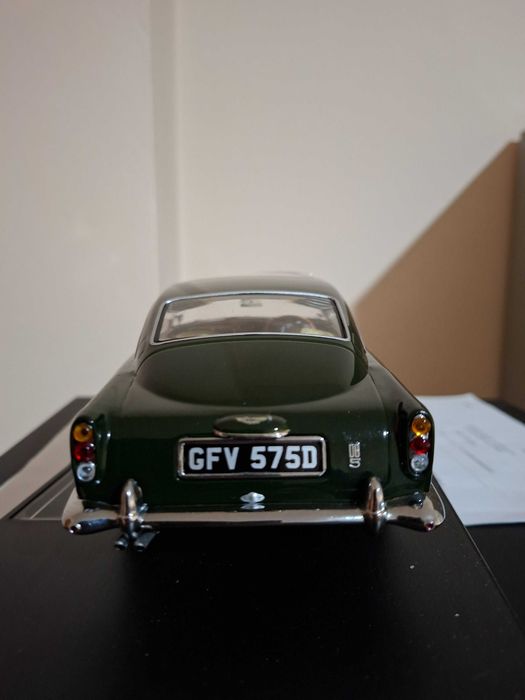 Aston Martin DB5 Sun Star 1:18