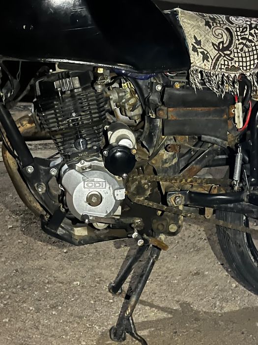 Мотоцикл GSX150 кубовый срочна продам