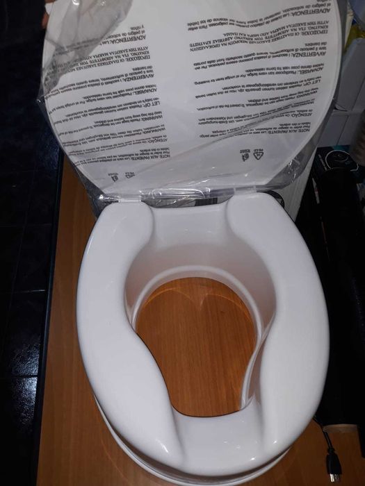 Inalțător scaun de toaletă 15 cm Alb