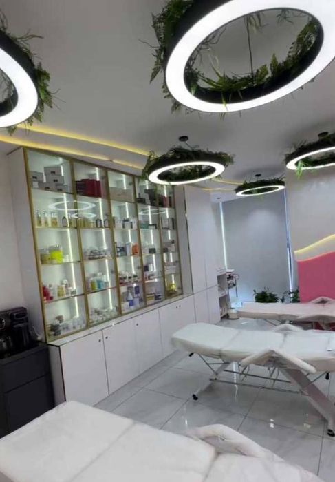 Помещение возле Ресторана Версаль 200 м² с ремонтом