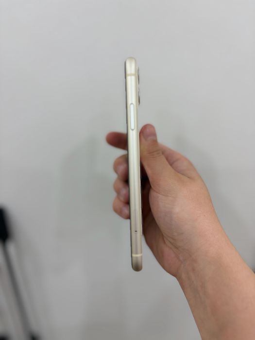 Продаю iPhone 11 128 GB