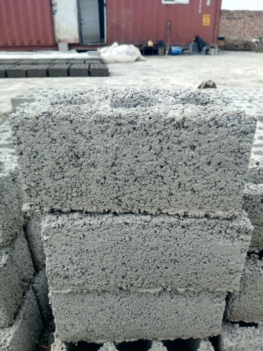 Шлакоблок доставкаси билан