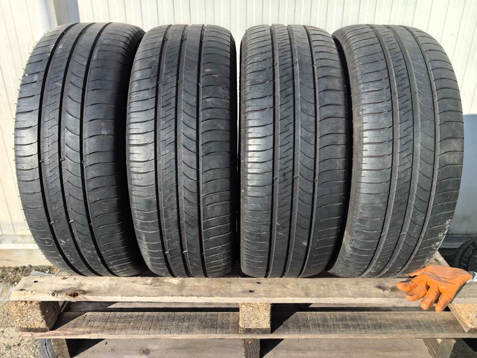 215/60/16 Мишелин ДОТ 2013 г - 99 Товарен индекс