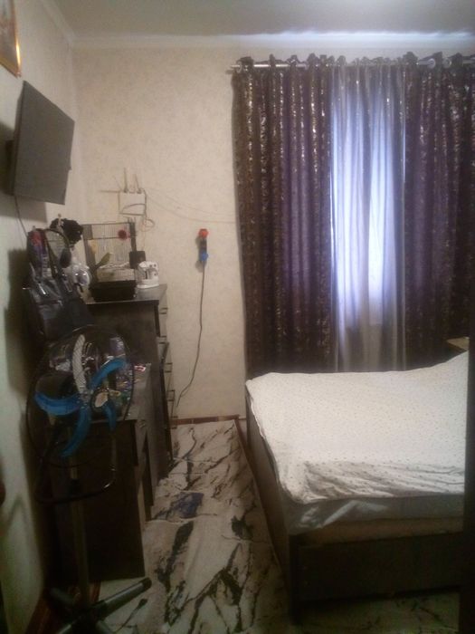 2х комнатная сделано 3х г Ангрен, квартал 3 дом 68 кв 7