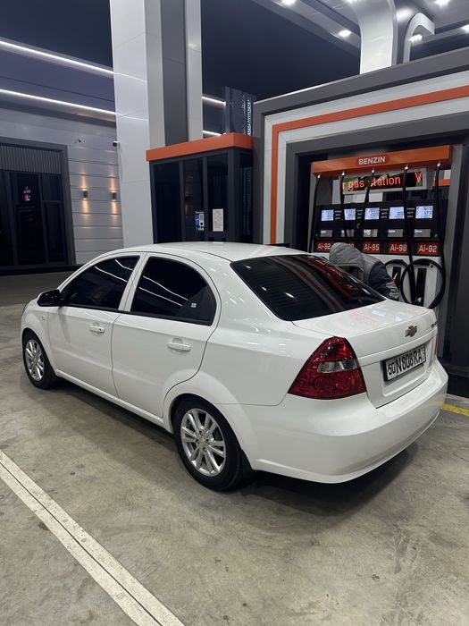 Nexia 3 MT 2020 sotiladi