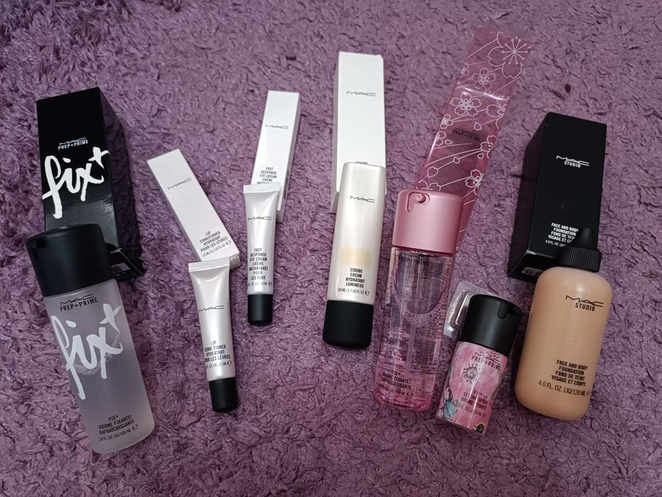 Гримове на MAC чисто нови