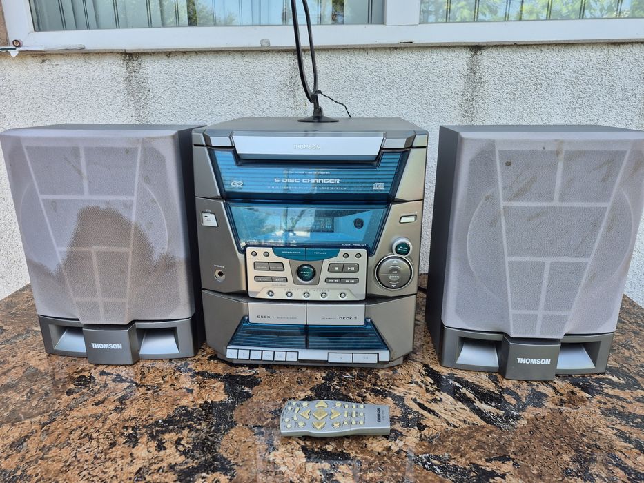 Vând combina cu CD marca THOMSON model VTCD790