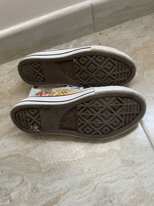 Converse pentru fete, marimea 35