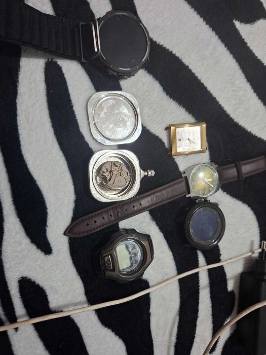 Schimb toate ceasurile cu unul bun