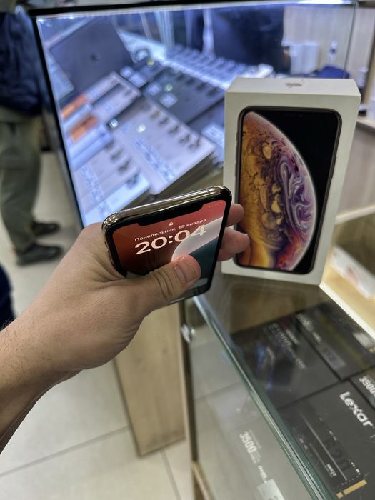 iphone XS 256 gb 140$