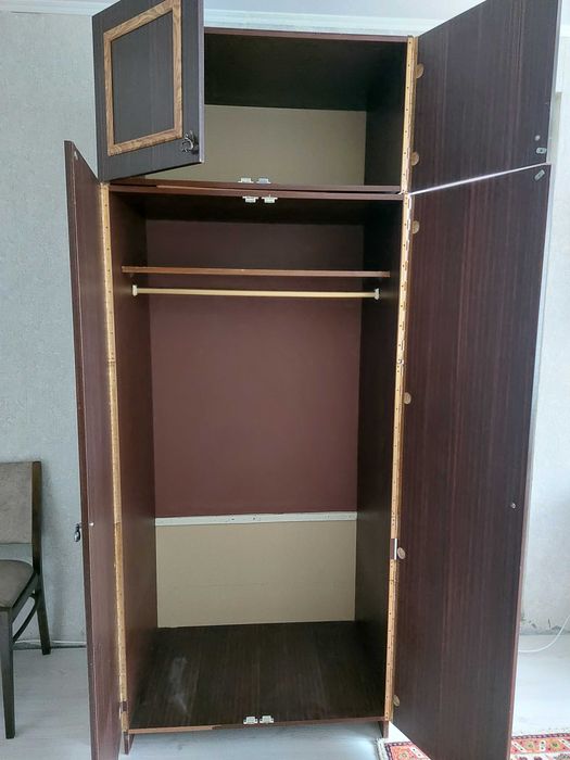 Продам комплект корпусной мебели