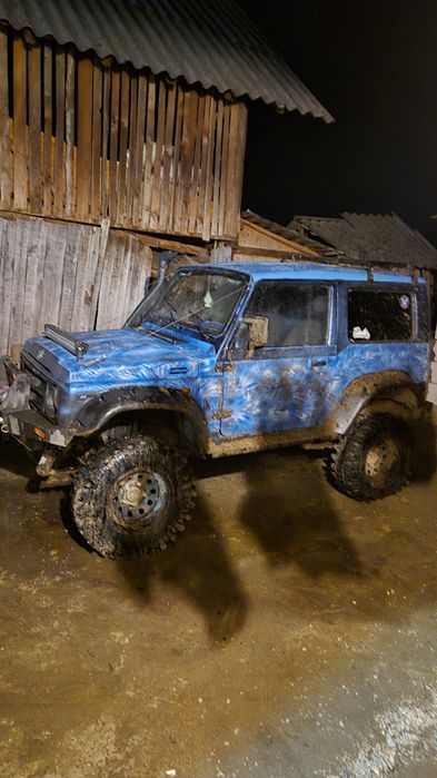 Suzuki samurai an 1997 1.3 benzina. Masina pregatita de offroad.