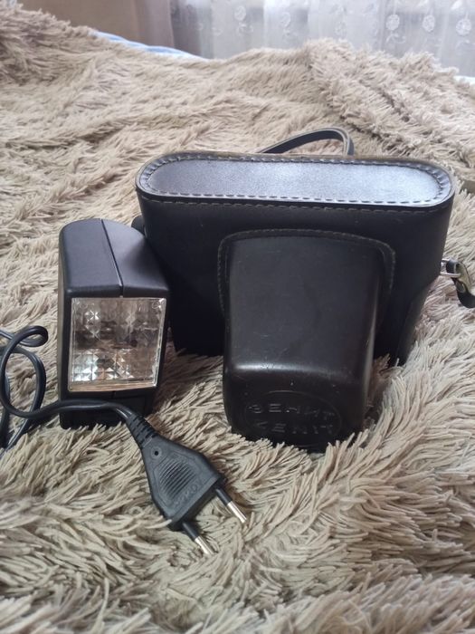 Продам фотоаппарат зенит ет