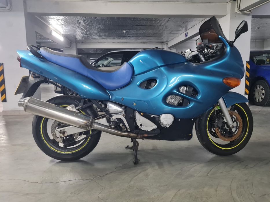 Suzuki GSX 600 F