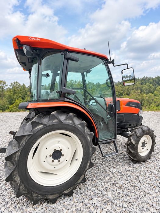 Tractor japonez Kubota Kingwel KL315 4x4 cu cabină