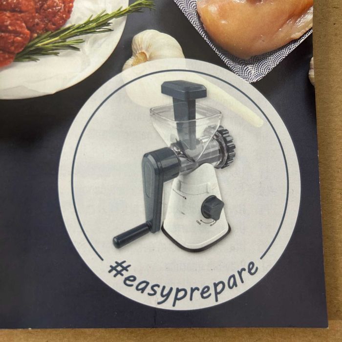 Fackelmann EasyPrepare месомелачка с приставка за сладки, 6 части