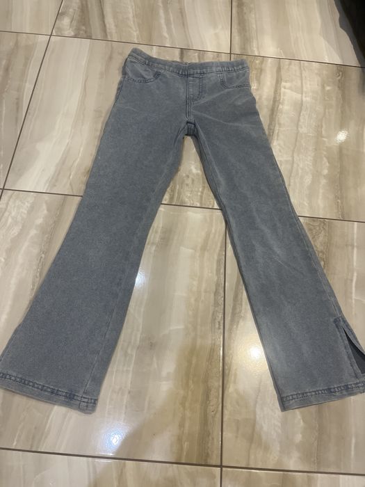 Дънки чарлзтон зя момиче