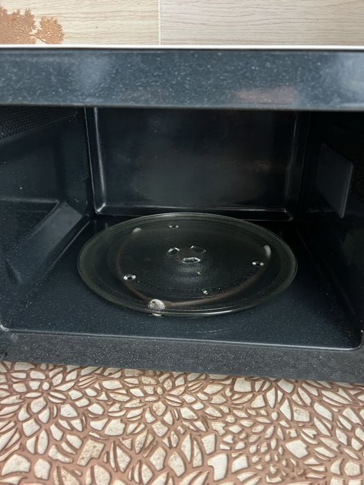 Продам микроволновую печь Samsung, б/у