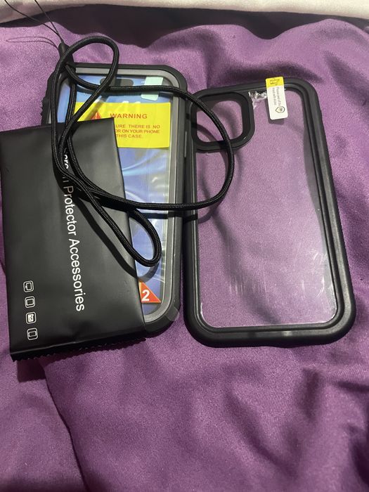 Vand husa iphone 12 prodectie totala
