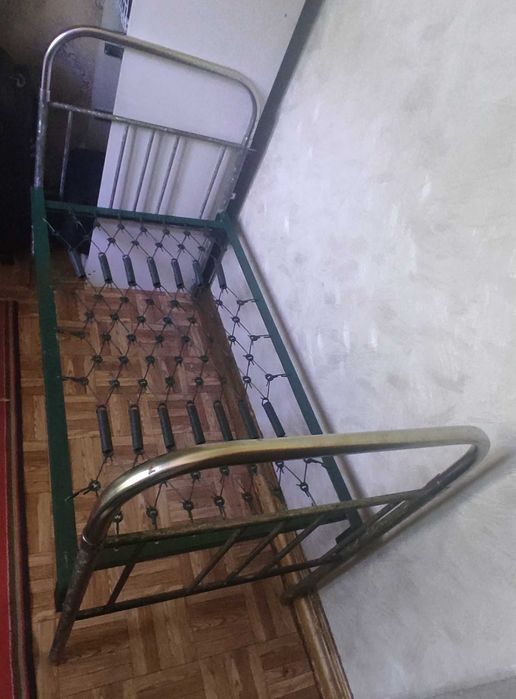 Детская кровать металлическая