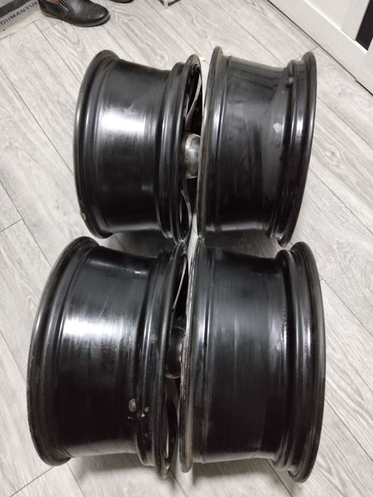 Продам диск и шины