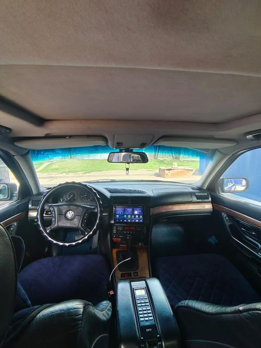 Продается машина  BMW 178