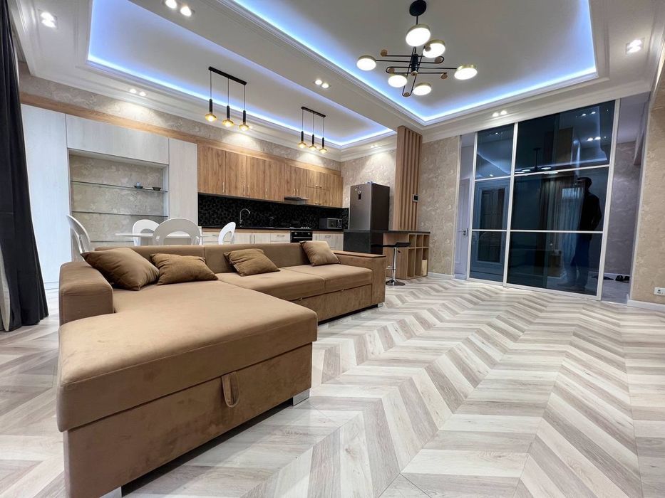 ЖК Узбегим! Сдается шикарная 2-х комнатная квартира в центре города!