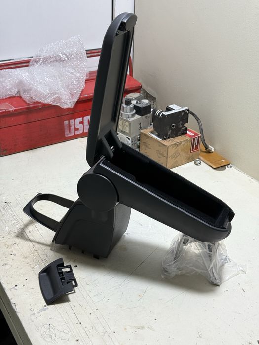 Подлокотник Vw Polo Sedan