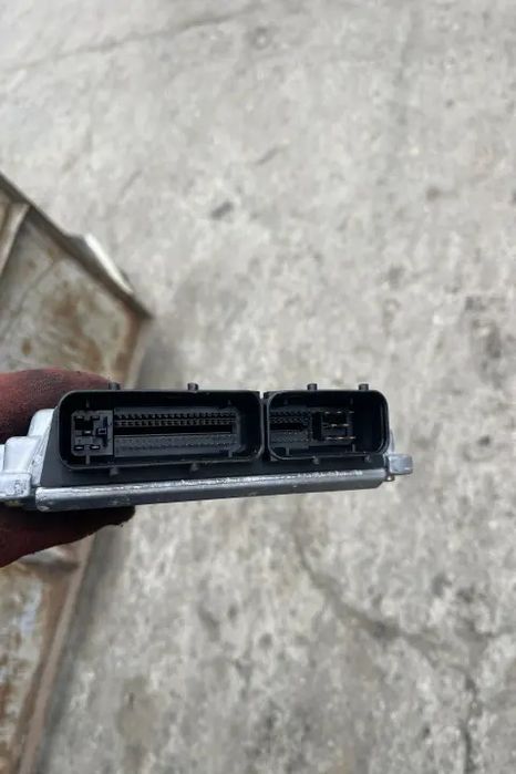 Calculator motor ECU Volkswagen VW Passat 1999 1.9 TDI MT (115 hp)