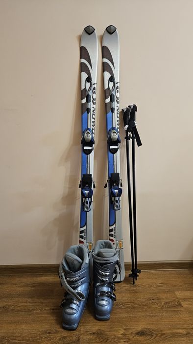 Продам лыжи комплект б/у