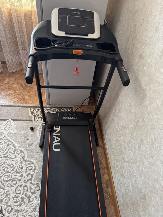 Продам беговую дорожку