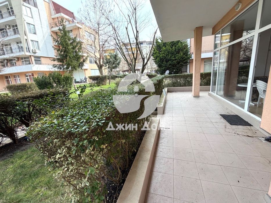 Просторен двустаен апартамент в к-с „Гранд Камелия“, к.к. Слънчев бряг