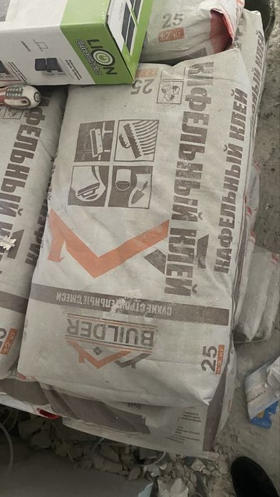 Кафельный клей Builder клей