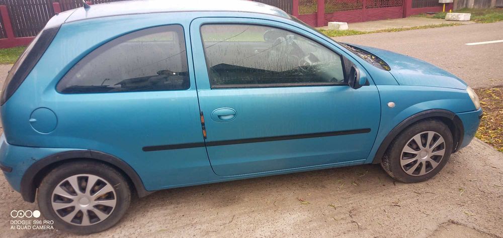 Vând Mașină Opel CORSA C 1.3 ctdi