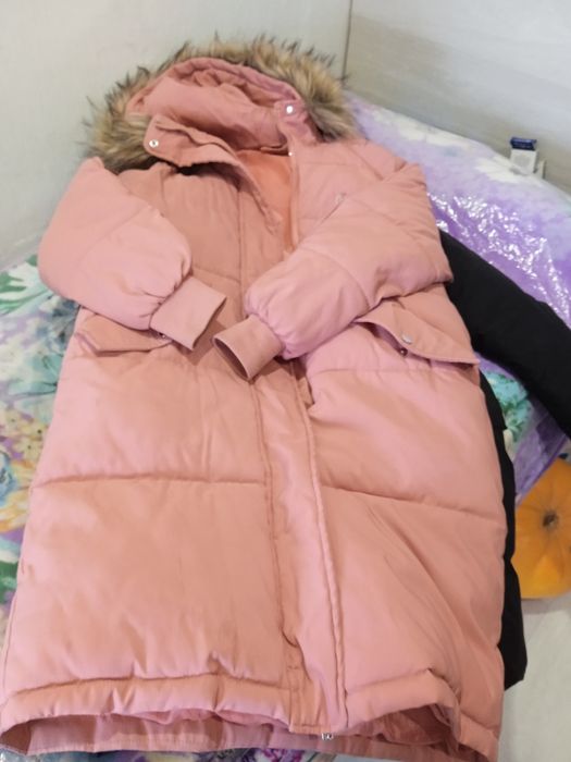 Пуховики 44, 42 - бесплатно