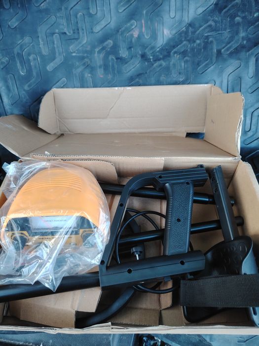 Металлоискатель новый