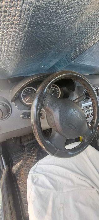 Dacia Logan MCV 1.6 MPI (2009) + GPL