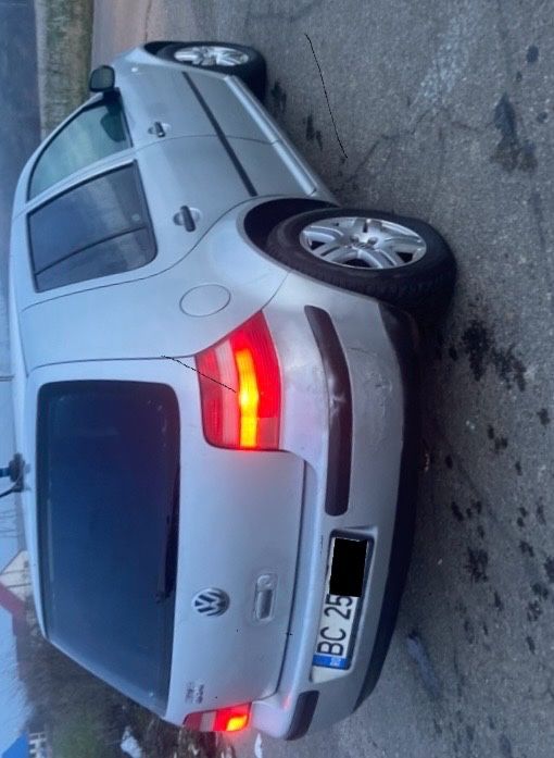 Vând golf 4 1.4 benzina