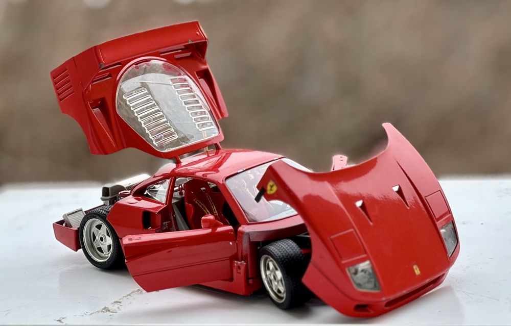Machetă  Auto Ferrari F40  Bburago 1/18