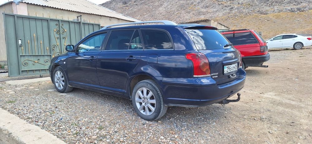 Toyota Avensis 2003