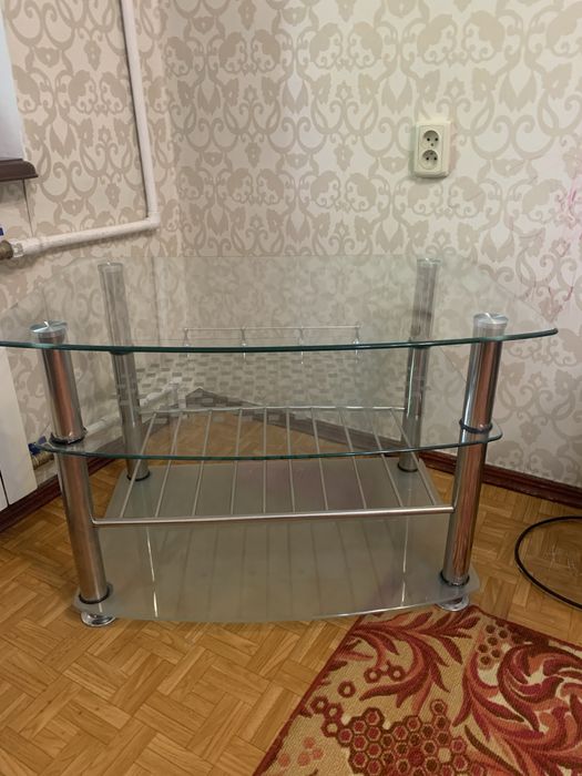Телевизор Sanyo Б/у с подставкой .