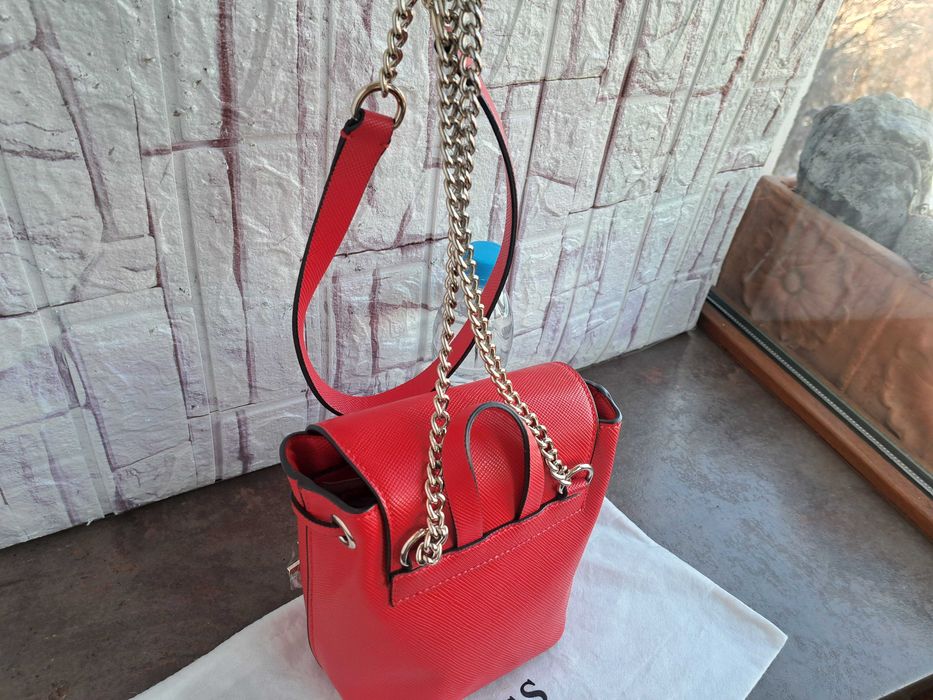 дамска чанта,GUESS-малка червена чантичка,гес,нова